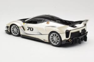 Ferrari FXX-K Evo #70 Valkoinen Bburago 1:18 18-16012 Metalli — kuva 7 / 8