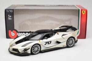 Ferrari FXX-K Evo #70 Valkoinen Bburago 1:18 18-16012 Metalli — kuva 8 / 8