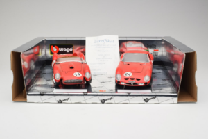 Ferrari Gift Set 250 Testa Rossa & 250 GTO Punainen Bburago 1:18 GC002 Metalli