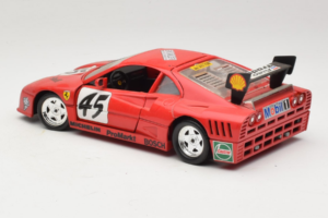 Ferrari 288 GTO Evoluzione #45 Punainen Revell 1:18 48820 Metalli — kuva 7 / 8