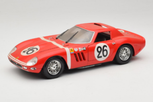 Ferrari 250 GTO #26 Punainen Guiloy 1:18 67526 Metalli