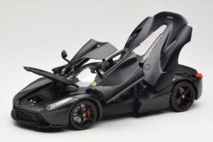 Ferrari LaFerrari F150 Matte Black Bburago 1:18 18-16901BK Metalli — kuva 2 / 8