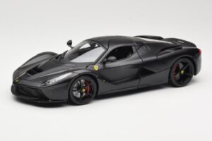 Ferrari LaFerrari F150 Matte Black Bburago 1:18 18-16901BK Metalli