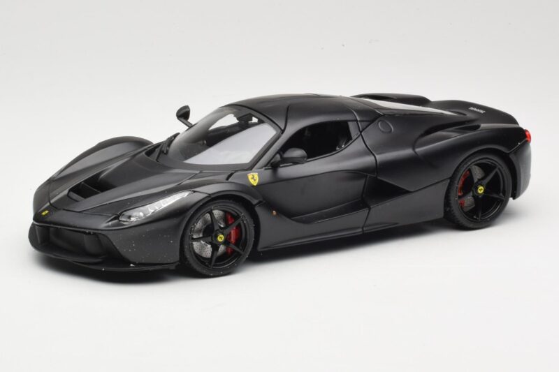 Ferrari LaFerrari F150 Matte Black Bburago 1:18 18-16901BK Metalli