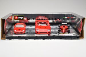 Ferrari Promo Set F40 550 Maranello Scuderia Ferrari F310 F1 1996 Bburago 1:18 FERRARI001 Metalli