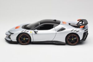 Ferrari SF90 XX Stradale Arctic White Bburago 1:18 18-16020W Metalli — kuva 4 / 8