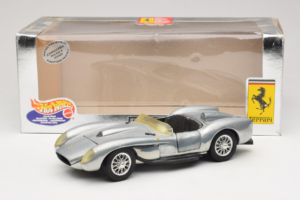 Ferrari Testa Rossa Chrome Silver Hot Wheels 1:18 25737 Metalli — kuva 8 / 8