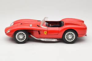 Ferrari 250 Testa Rossa Punainen Bburago 1:18 3007-P2 Metalli — kuva 4 / 8