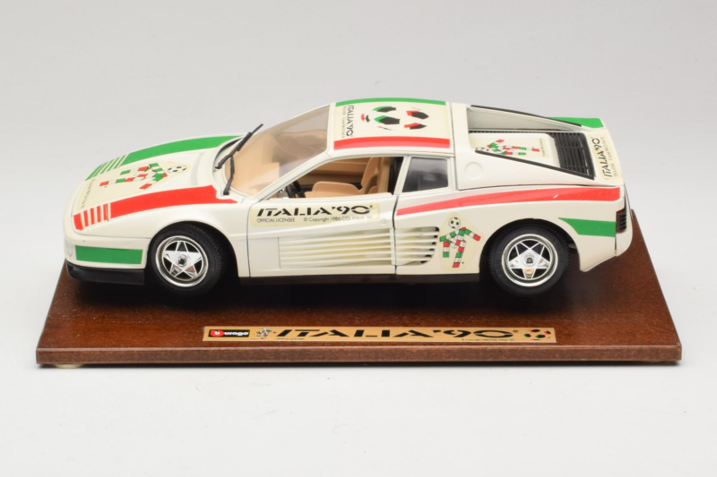 Ferrari Testarossa Italia 90 Valkoinen Bburago 1:18 3059-W1 Metalli