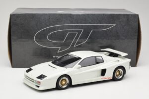 Ferrari Testarossa Koenig Specials Bi-Turbo Valkoinen GT Spirit 1:18 KJ012 Hartsi — kuva 6 / 6