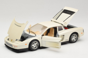 Ferrari Testarossa Valkoinen Bburago 1:18 3019-W1 Metalli — kuva 2 / 8