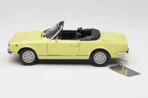 Fiat 124 Spider BS1 Keltainen Sun Star 1:18 4921 Metalli — kuva 4 / 8