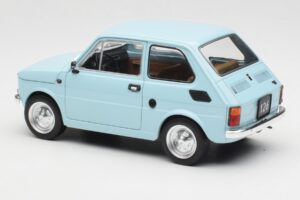 Fiat 126 Vaaleansininen MCG 1:18 MCG18415 Metalli — kuva 5 / 6
