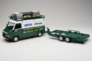 Fiat 242 Alitalia Rally Team Assistance With Trailer 1978 IXO 1:18 18CMC027WX Metalli