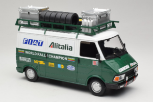 Fiat 242 Alitalia Rally Team Assistance With Trailer 1978 IXO 1:18 18CMC027WX Metalli — kuva 5 / 7