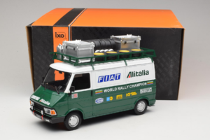 Fiat 242 Alitalia Rally Team Assistance With Trailer 1978 IXO 1:18 18CMC027WX Metalli — kuva 7 / 7