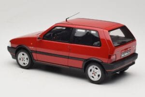 Fiat Uno Turbo IE Rosso Racing Otto 1:18 OT487 Hartsi — kuva 5 / 6