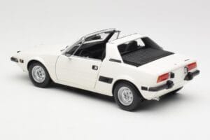 Fiat X1/9 Valkoinen Minichamps 1:18 100121685 Metalli — kuva 7 / 8