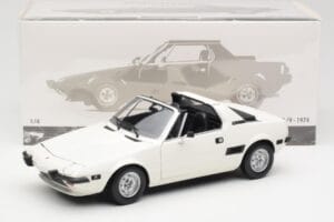 Fiat X1/9 Valkoinen Minichamps 1:18 100121685 Metalli — kuva 8 / 8