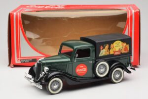 Ford Bache Coca-Cola Solido 1:18 9513 Metalli — kuva 8 / 8