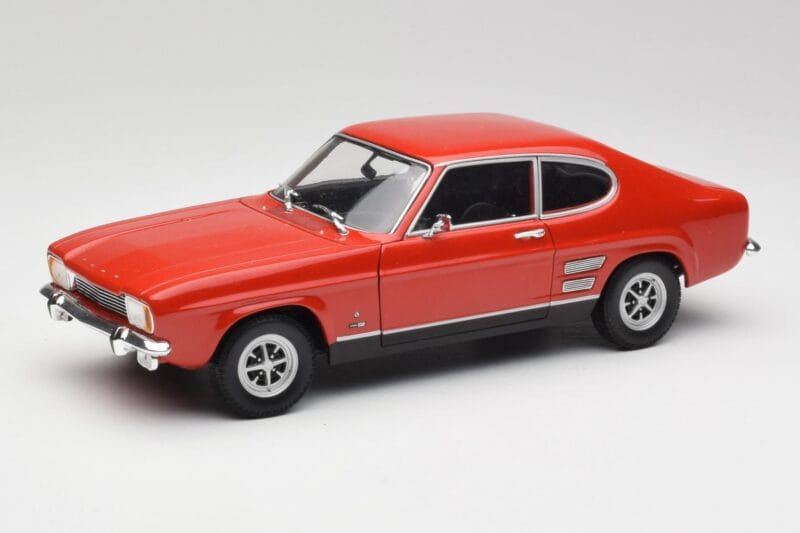 Ford Capri Mk1 1700 GT Punainen Minichamps 1:18 180089001 Metalli