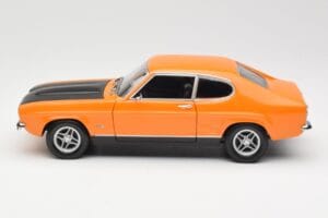 Ford Capri Mk1 RS 2600 Signal Orange Musta Minichamps 1:18 150089077 Metalli — kuva 4 / 8