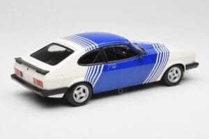 Ford Capri Mk2 3.0 Valkoinen Sinisillä Raidoilla Minichamps 1:18 155788600 Metalli — kuva 2 / 6
