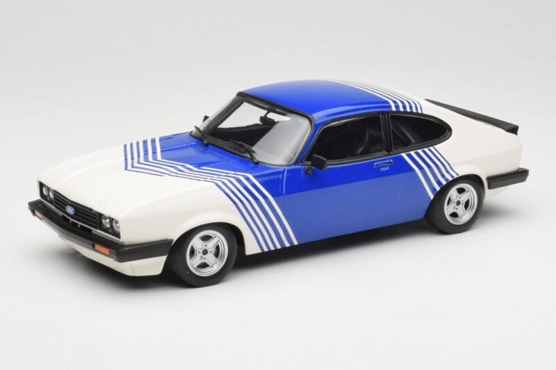 Ford Capri Mk2 3.0 Valkoinen Sinisillä Raidoilla Minichamps 1:18 155788600 Metalli