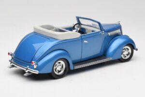 Ford Avoauto Sininen Road Signature 1:18 92238 Metalli — kuva 3 / 8