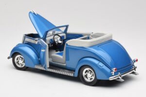 Ford Avoauto Sininen Road Signature 1:18 92238 Metalli — kuva 5 / 8