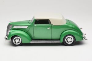 Ford Avoauto Vihreä Road Signature 1:18 92239 Metalli — kuva 4 / 8