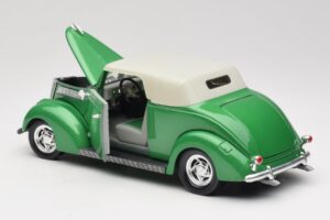 Ford Avoauto Vihreä Road Signature 1:18 92239 Metalli — kuva 5 / 8