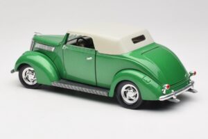 Ford Avoauto Vihreä Road Signature 1:18 92239 Metalli — kuva 7 / 8