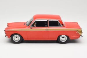 Ford Cortina Lotus Red & Gold Stripe MCG 1:18 MCG18532 Metalli — kuva 3 / 6
