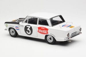 Ford Cortina Mk1 #3 P. Hughes / B. Young African Safari Rally 1964 AUTOart 1:18 86428 Metalli — kuva 7 / 8