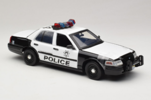 Ford Crown Victoria Police Interceptor The Hangover Movie Greenlight 1:18 12911 Metalli — kuva 4 / 6
