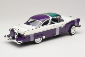 Ford Crown Victoria Valkoinen Violetti Road Signature 1:18 92138-P1 Metalli — kuva 2 / 6