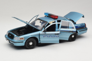 Ford Crown Victoria Police Cruiser Twilight Blue Greenlight 1:18 1643 Metalli — kuva 2 / 8