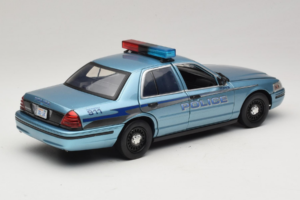Ford Crown Victoria Police Cruiser Twilight Blue Greenlight 1:18 1643 Metalli — kuva 3 / 8