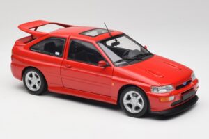 Ford Escort RS Cosworth Radiant Punainen Minichamps 1:18 150089021 Metalli — kuva 6 / 8