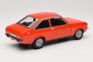 Ford Escort Mk2 Oranssi Minichamps 1:18 150085100 Metalli — kuva 3 / 8