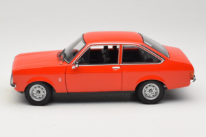 Ford Escort Mk2 Oranssi Minichamps 1:18 150085100 Metalli — kuva 4 / 8