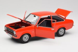 Ford Escort Mk2 Signal Orange Minichamps 1:18 150084100 Metalli — kuva 2 / 8
