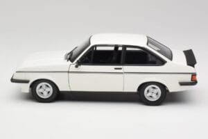 Ford Escort Mk2 RS 2000 LHD Valkoinen Minichamps 1:18 150084300 Metalli — kuva 4 / 8