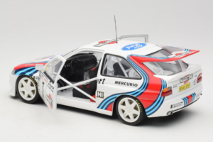 Ford Escort RS Cosworth Martini #3 1000 Miglia 1995 UT Models 1:18 39550 Metalli — kuva 5 / 8