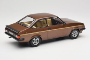 Ford Escort Mk2 RS 2000 Brown Metallic MCG 1:18 MCG18530 Metalli — kuva 2 / 6