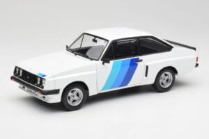 Ford Escort Mk2 RS 2000 X-Pack Diamond Valkoinen & Sininen Decor MCG 1:18 MCG18351 Metalli