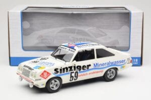 Ford Escort Mk2 RS2000 #59 H. Heyer / A. Hahne / K. Ludwig 24 Hours Nürburgring 1982 MCG 1:18 MCG18438R Metalli — kuva 6 / 6