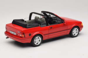 Ford Escort Mk4 XR3i Avoauto Flamenco Red Otto 1:18 OT1254 Hartsi — kuva 2 / 6