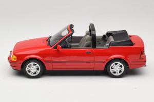 Ford Escort Mk4 XR3i Avoauto Flamenco Red Otto 1:18 OT1254 Hartsi — kuva 3 / 6